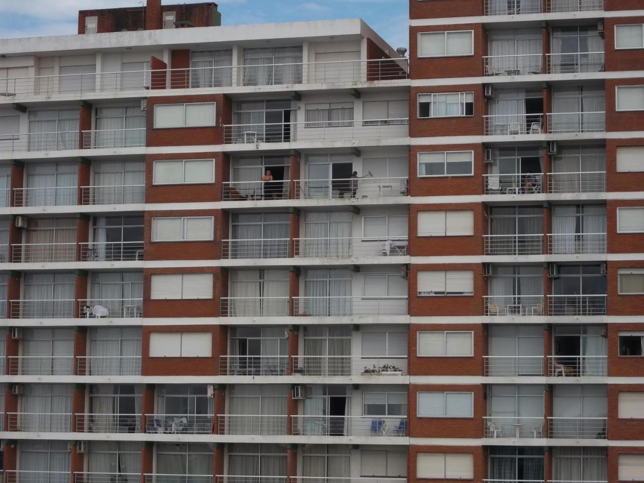 Depto Frente Al Mar - Punta Del Este - Uruguay المظهر الخارجي الصورة